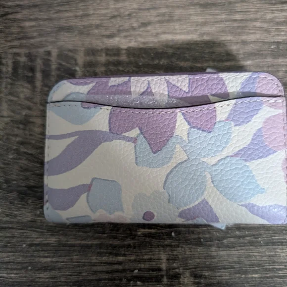 ๐ Coach Purple Floral Print Wallet - Picture 7 of 7